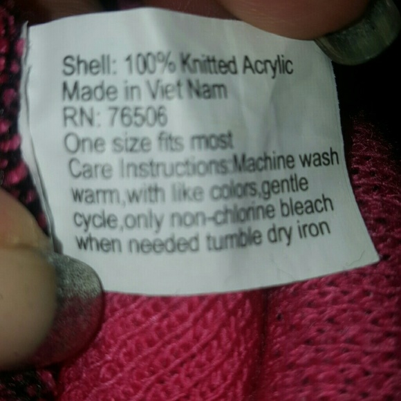 SuperGirl Hat - Picture 2 of 2